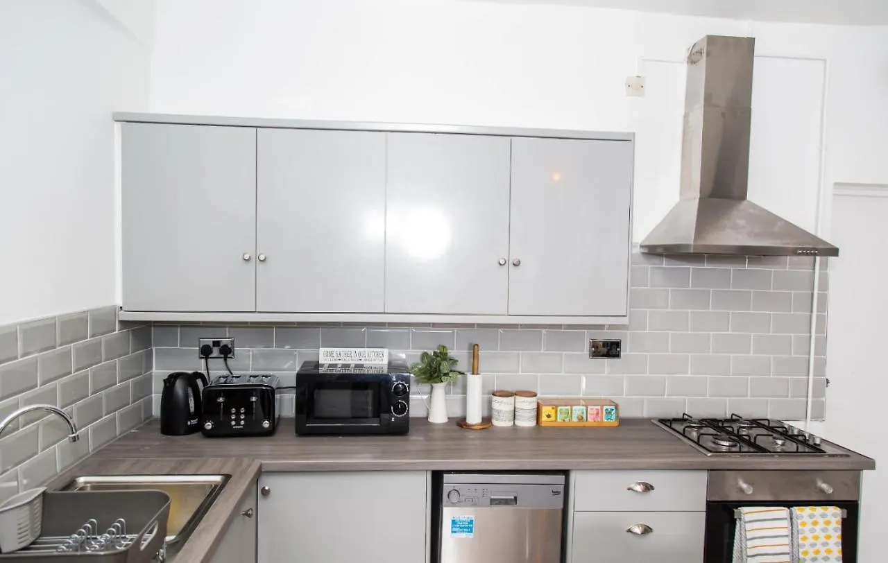 The Kensington House - Contemporary Accommodation In Nottingham 0*,